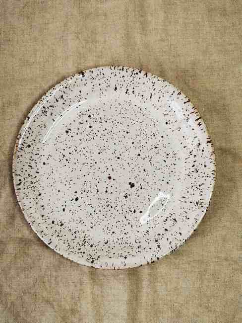 Talerzyk ceramiczny 16 cm Stracciatella widok z góry – spodek handmade