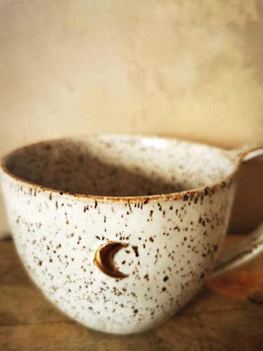 kubek biały ze złotem księżyc (2).jpg