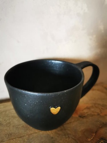 kubek czarny ze złotem (2).jpg