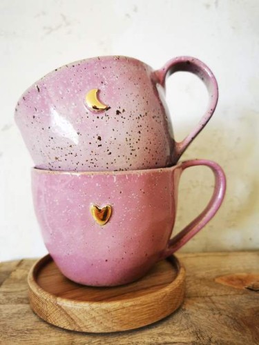 kubek różowy ze złotym księżycem (2).jpg