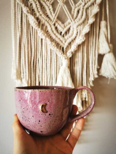 kubek różowy ze złotym księżycem (3).jpg