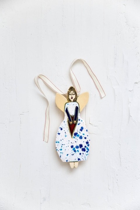 9879e7358a74ea3598ae572d5adae325