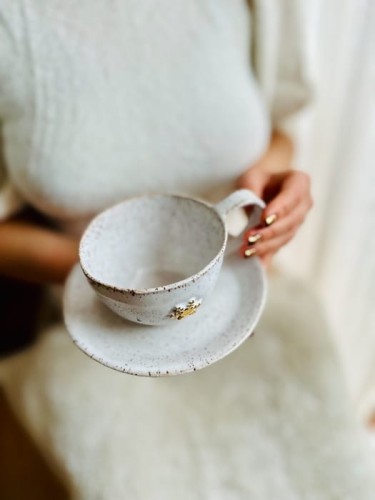 filiżanka świąteczna 300 ml  ze spodkiem, biała (2).JPG