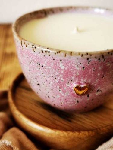 świeca sojowa ceramika i złoto (3).jpg