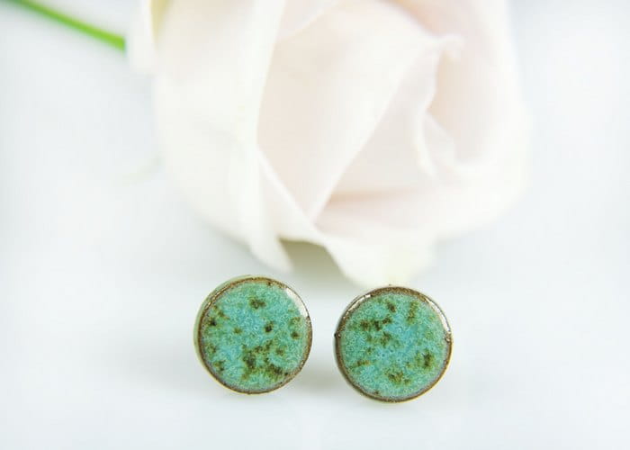kolczyki ceramiczne turkusowe nakrapiane (7) (Kopiowanie).jpg