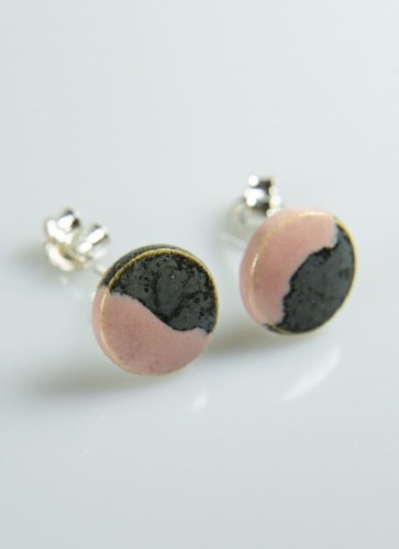 kolczyki ceramiczne szaroróżowe (1).jpg