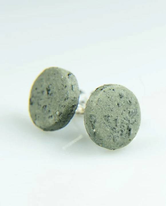 kolczyki ceramiczne szare kamienne (10).jpg