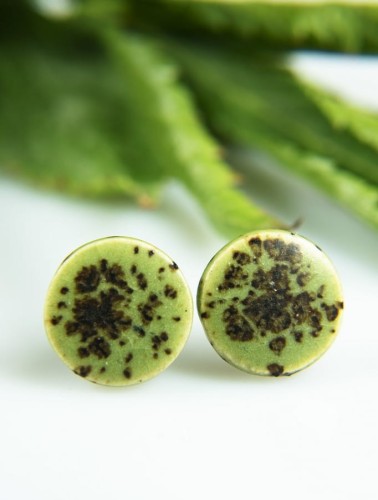 kolczyki ceramiczne khaki nakrapiane (1).jpg