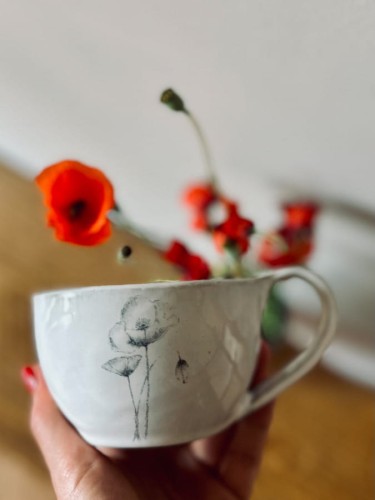 filiżanka ceramiczna z makiem (2).jpg