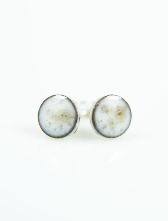 Białe marmurkowe na brązowej glinie (1).jpg