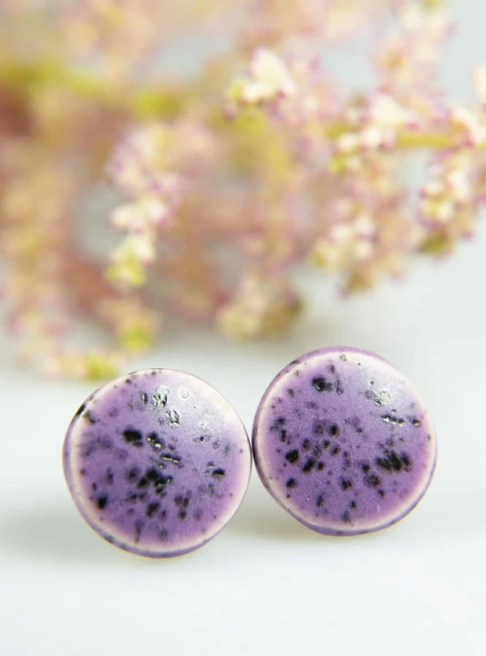 wkrętki ceramiczne fioletowe nakrapiane (1).jpg