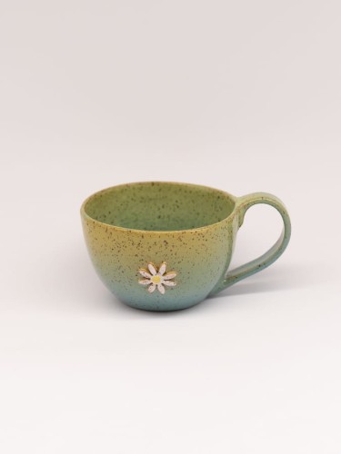 Filiżanka z kwiatkiem.jpg