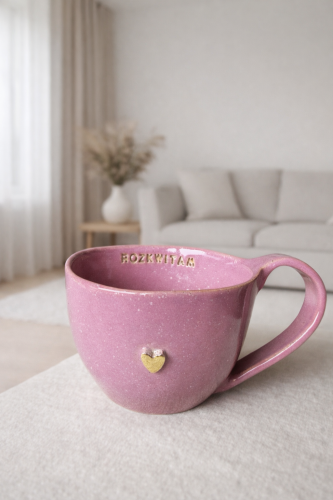 Różowy kubek