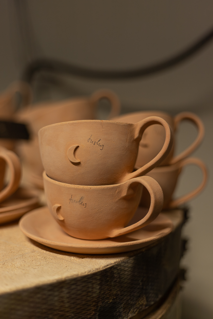 Biskwit gotowy do szkliwienia